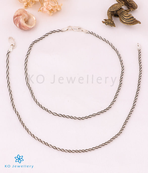 The Twisted Silver Chain Anklets