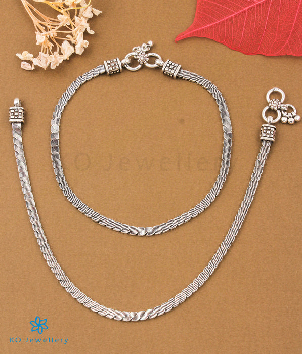 The Sparsh Silver Anklets