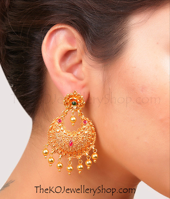 Pure silver 92.5 kempu stone studded with floral motif 