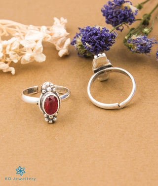 Neeti Silver Toe-Rings (Red)