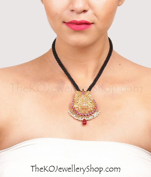The AryaLakshmi Silver Antique Necklace