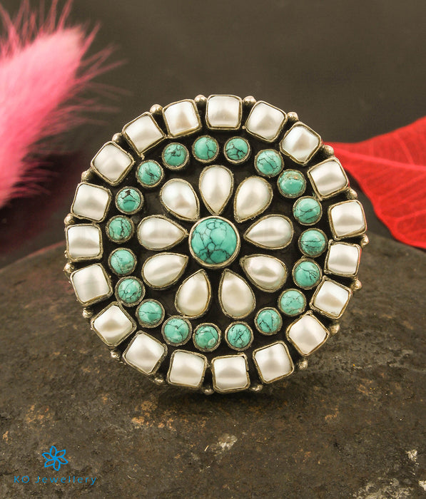 The Chitrani Silver Gemstone Cocktail Finger-ring (Pearl/Turquoise)
