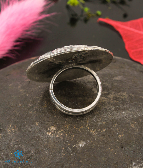 The Urmika Silver Finger Ring (Oxidised)