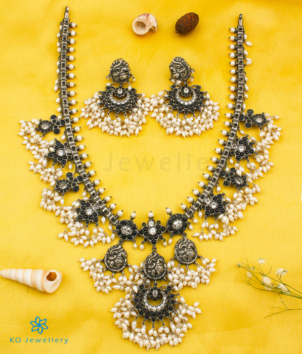 The Marala Silver Guttapusalu Necklace (Oxidised/Blue/Rice Pearl)