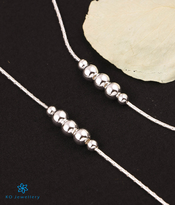 The Viola Silver Beads Necklace