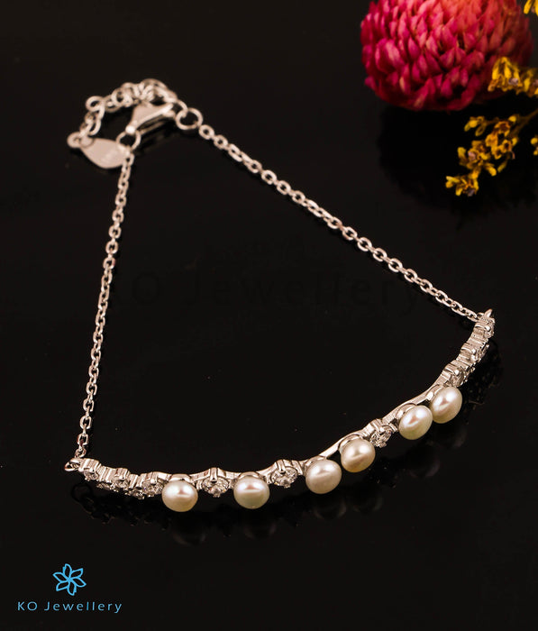 The Moonshine Pearl Silver Bracelet