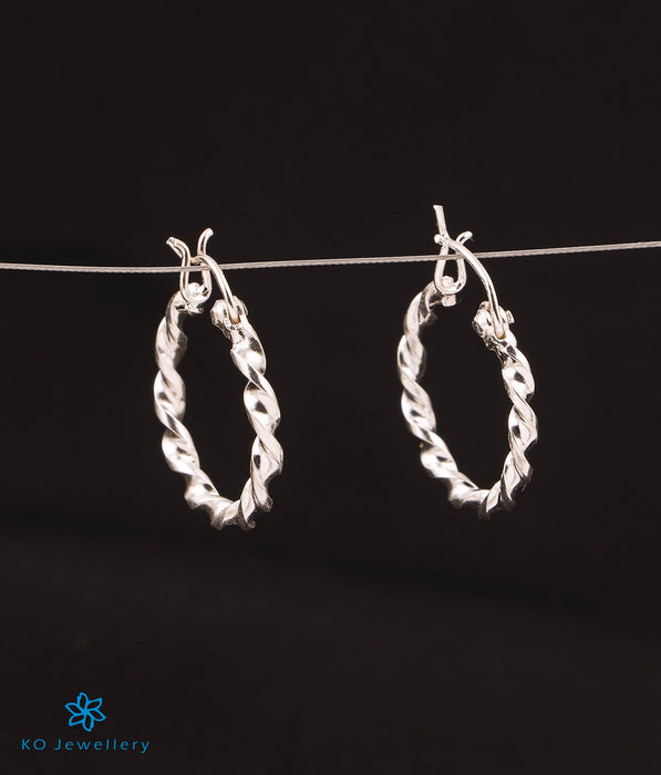 The Twisted Silver Hoops (medium)