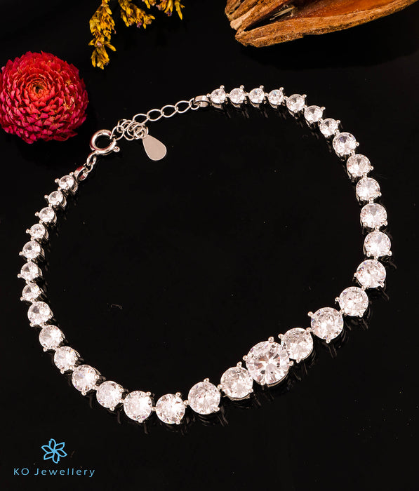 The Chic Solitaire Silver Bracelet