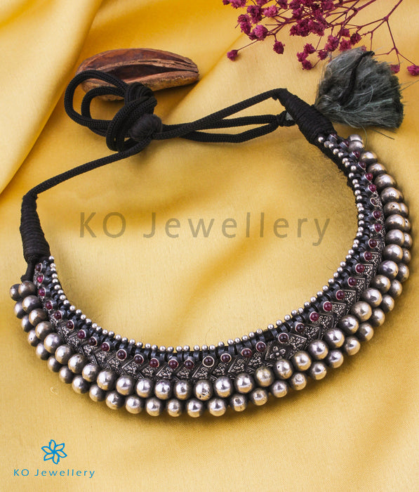 The Tanmayi Silver Maharastrian Thushi Necklace