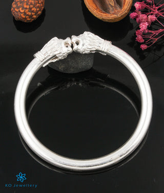 The Simha Mukha Silver Lion Bracelet (Size 2.8/2.10)