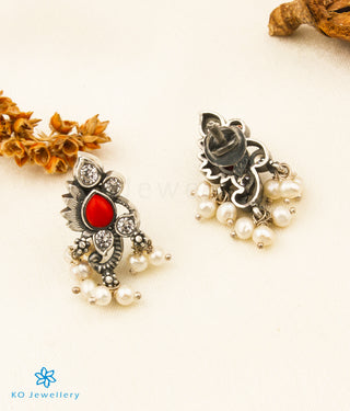 The Aarushi Silver Kemp Pendant Set (Oxidised/Coral)