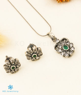 The Bhamini Silver Kemp Pendant Set