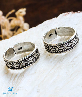 Chitra Pure Silver Toe-Rings