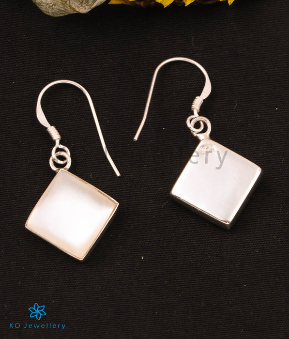 The Subtle Chic Silver Earrings (White)