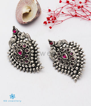 The Prashanti Silver Earstuds (Oxidised)