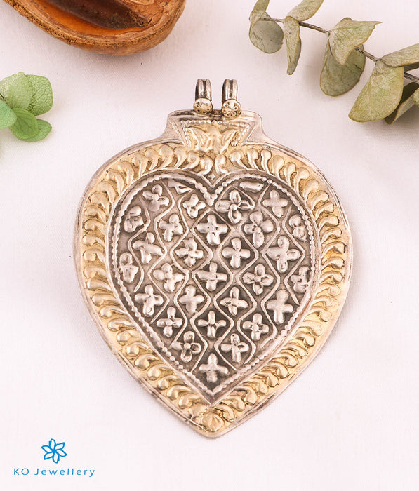 The Barkha Silver Antique Pendant