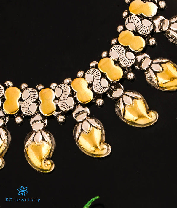 The Shravanti Silver Antique Paisley Necklace & Earrings (2 tone)