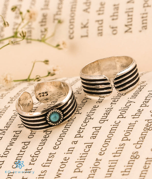 The Udvita Silver Toe-Rings (Turquoise)