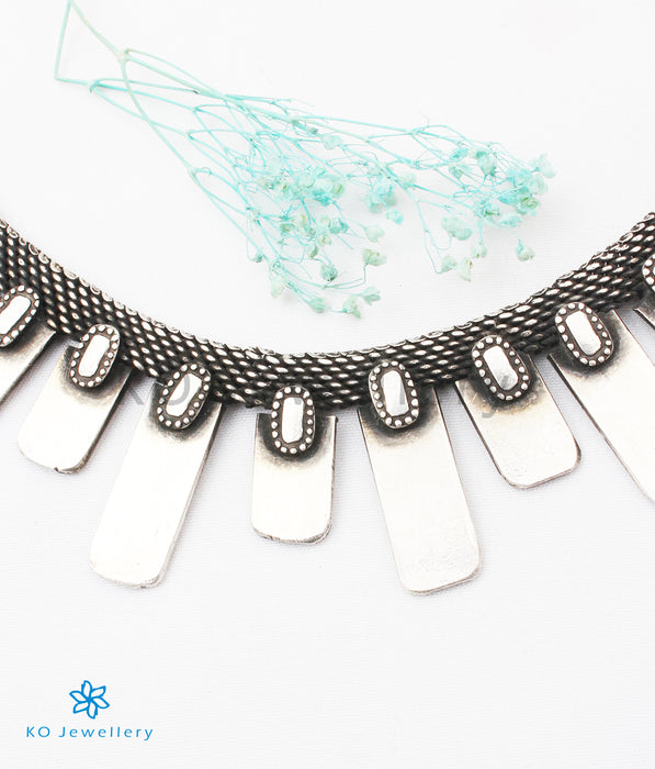 The Divit Silver Tribal Necklace