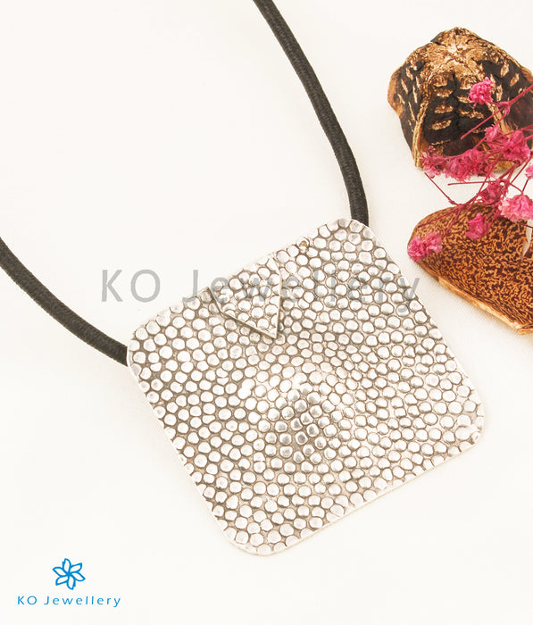 The Hammered Silver Antique Pendant