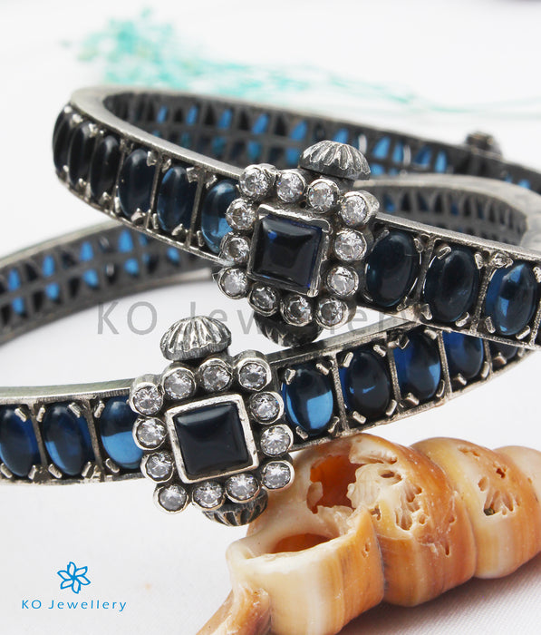 The Samatva Silver Kemp Bracelet (Blue/Oxidised; Size 2.2/2.4/2.8)