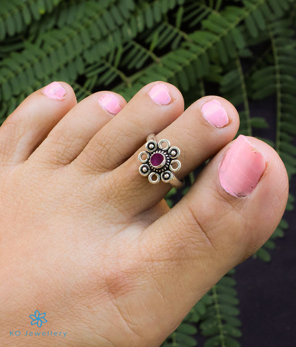 The Anandita Silver Toe-Rings (Red)