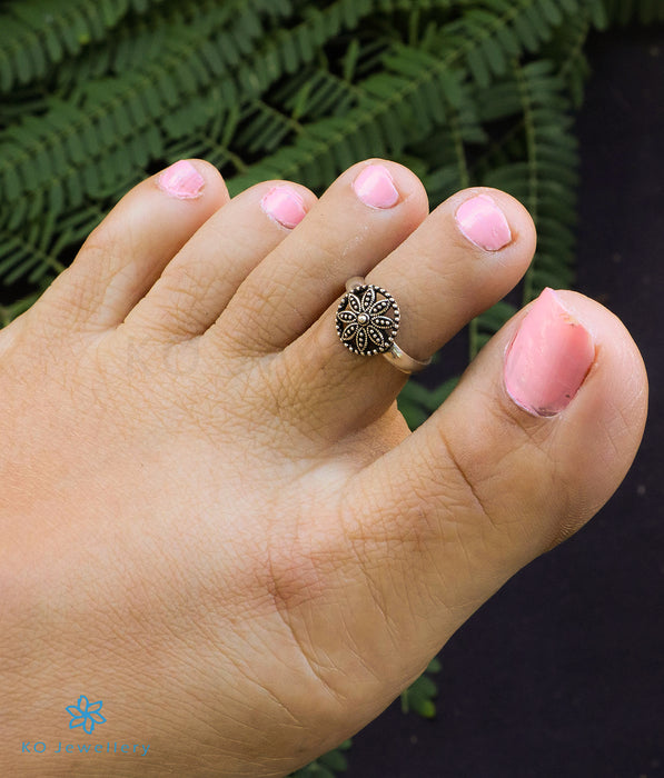The Chakra Silver Toe-Rings