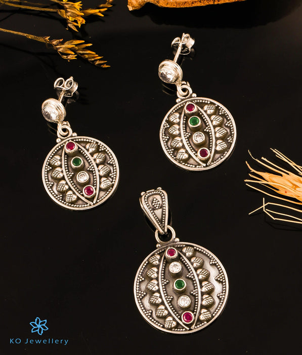The Bhuvan Silver Gemstone Pendant Set (Red/Green)
