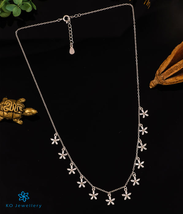The Star Sparkle Silver Necklace