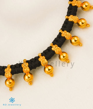 The Lakshmi Silver Thread Necklace