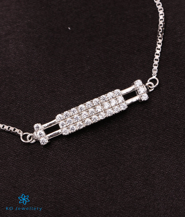 The Anuva Silver Bracelet