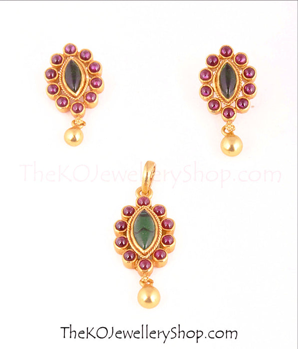 Two colour pendant set South Indian temple jewellery designs