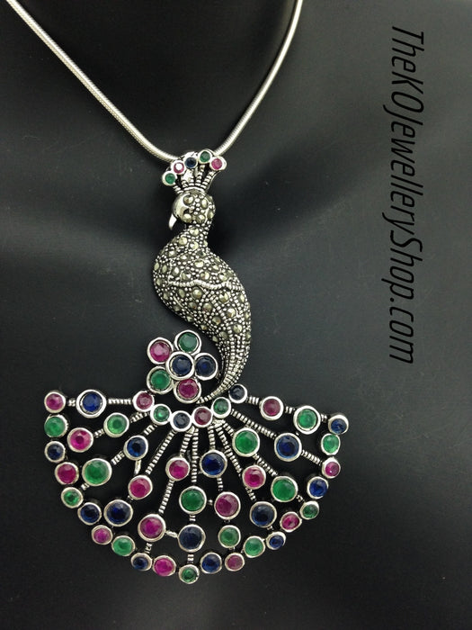 Peacock pendant stunning and elegant world wide shipping 
