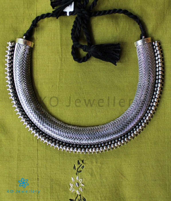 The Prahara Silver Necklace (Oxidised)