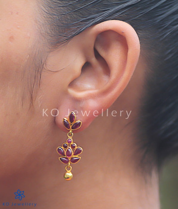 lightweight temple jewellery earrings in contemporary design