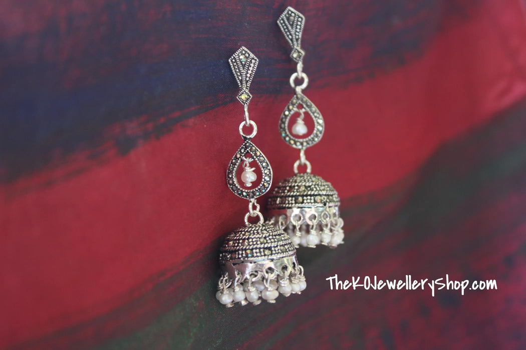 The Indukanta Silver Pearl Jhumka - KO Jewellery