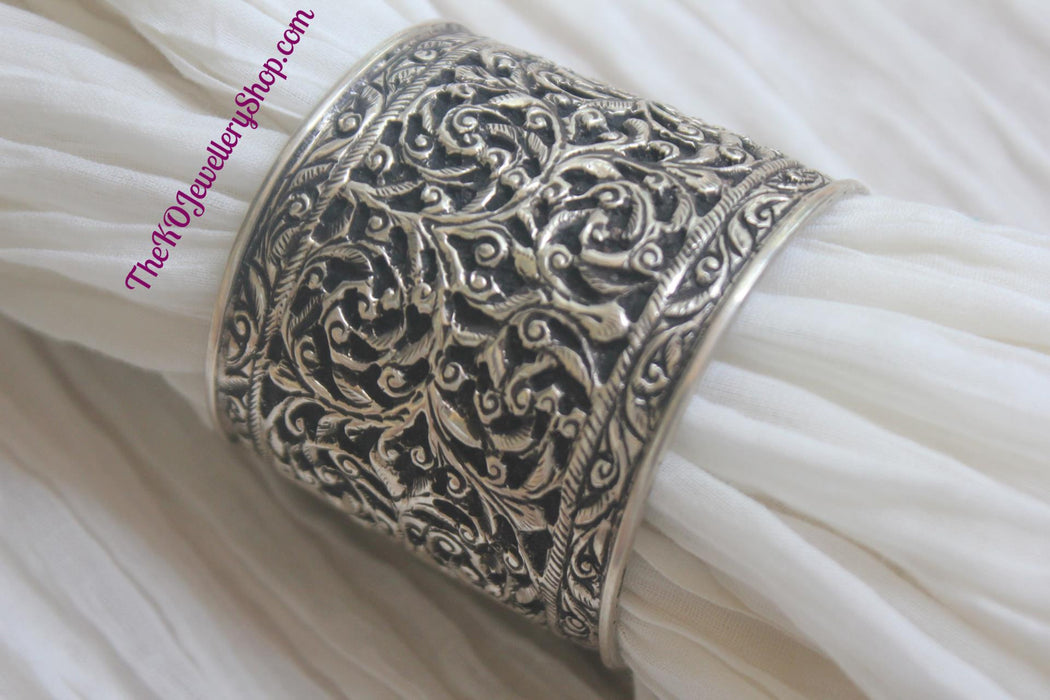 The Utkarsh Silver Cuff/ Bracelet - KO Jewellery