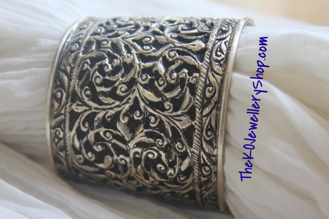 The Utkarsh Silver Cuff/ Bracelet - KO Jewellery